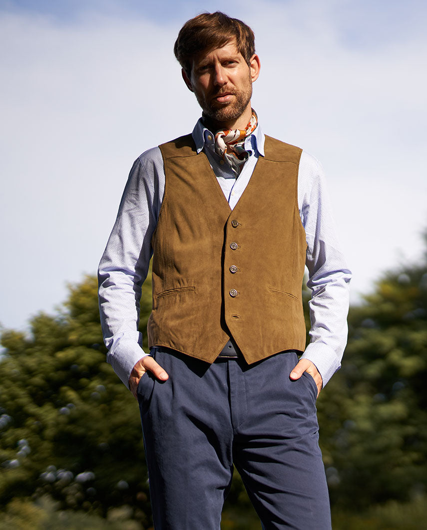 Leren herengilet "Tailor" van supersoft geitensuède in olijfgroen