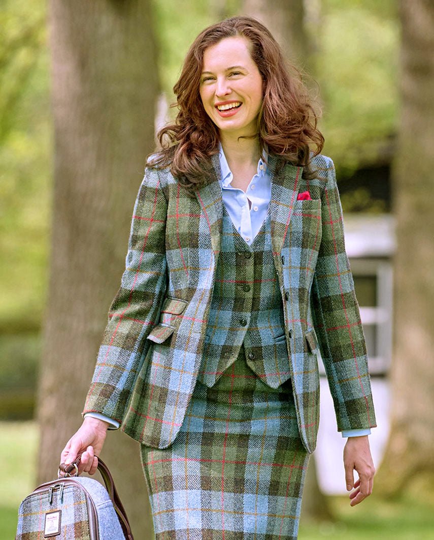 Harris Tweed Blazer ''Carola'' in Highland Check - Wellington of Bilmore