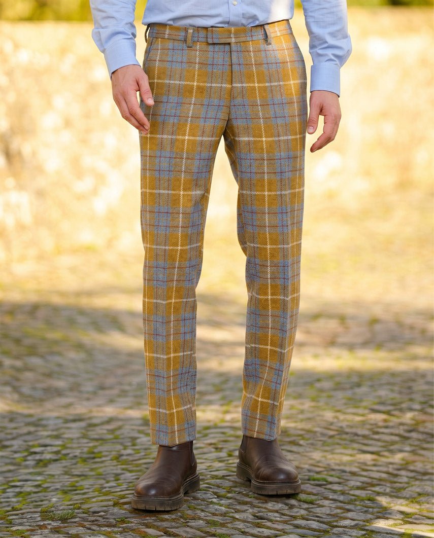 Harris Tweed Hose ''Mr. Miller " in amber check - Wellington of Bilmore