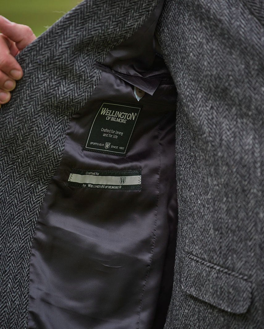 Harris Tweed colbert "London" in anthra Herringbone - Wellington of Bilmore