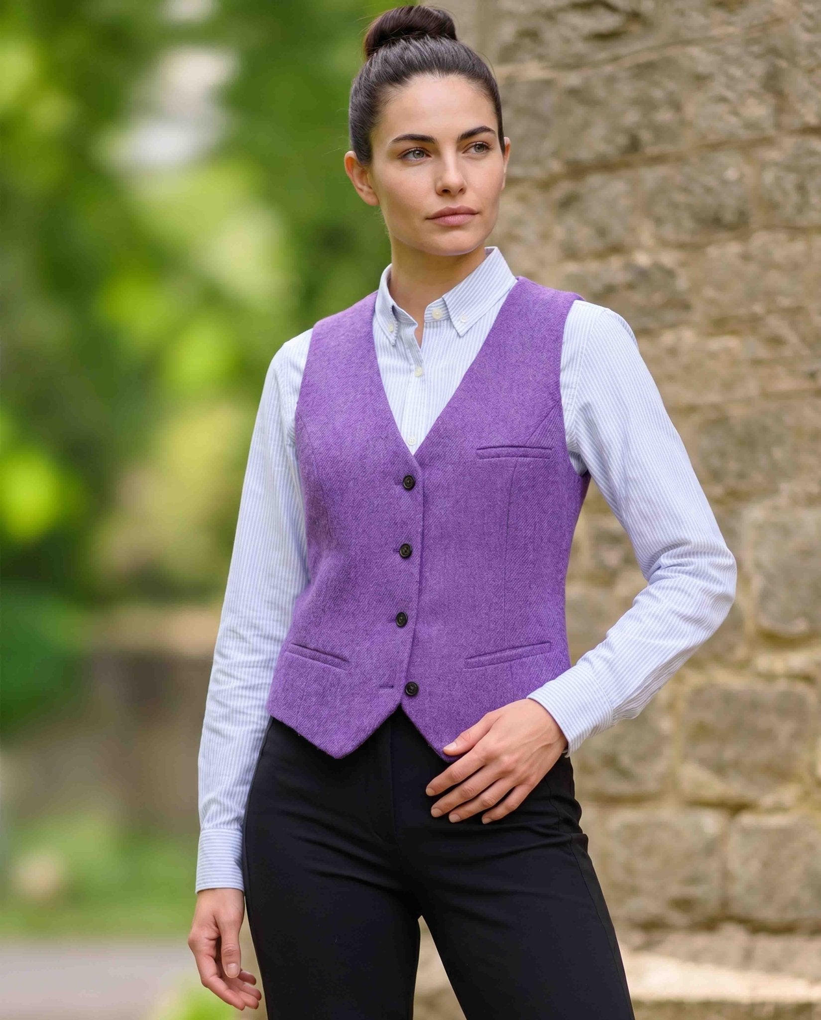 Harris Tweed Weste ''Lea'' in Lavendel - Wellington of Bilmore