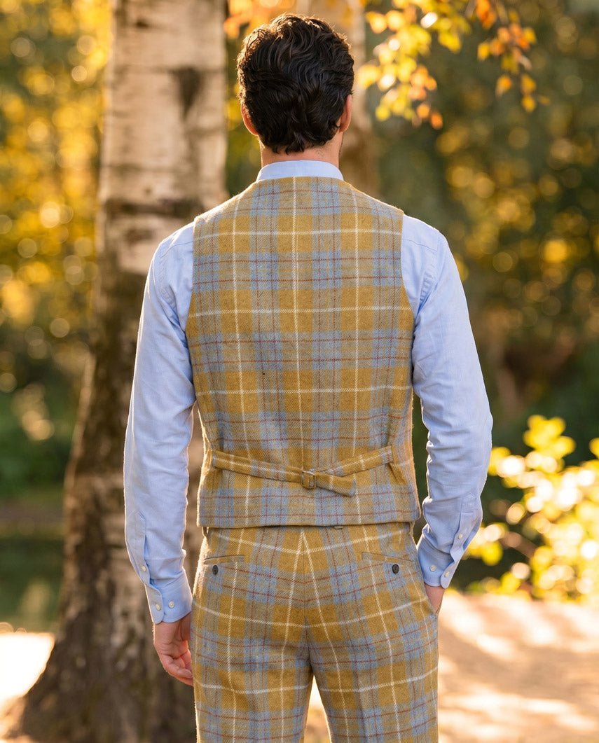 Harris Tweed Weste "Wales" in amber check - Wellington of Bilmore
