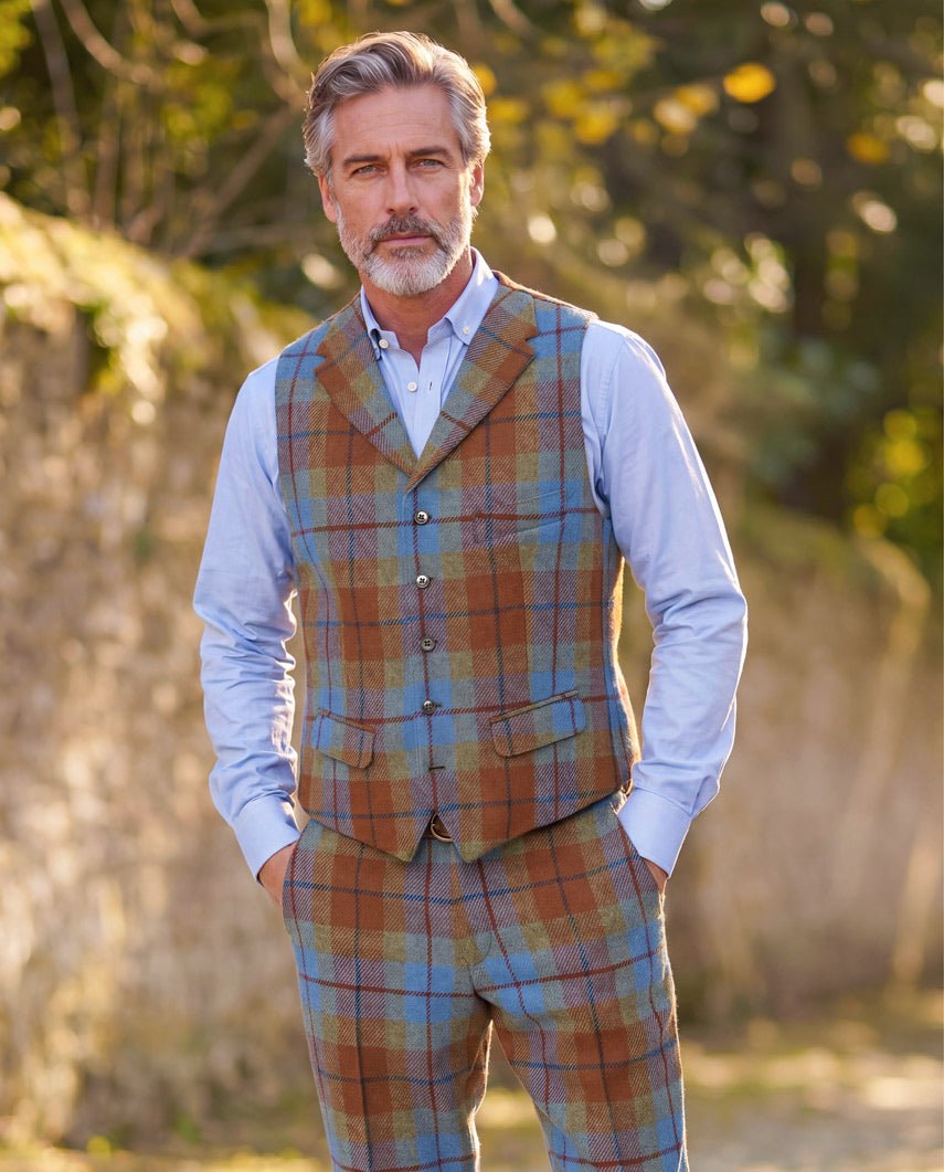 Harris Tweed Weste "Wales" in Gold Tartan - Wellington of Bilmore