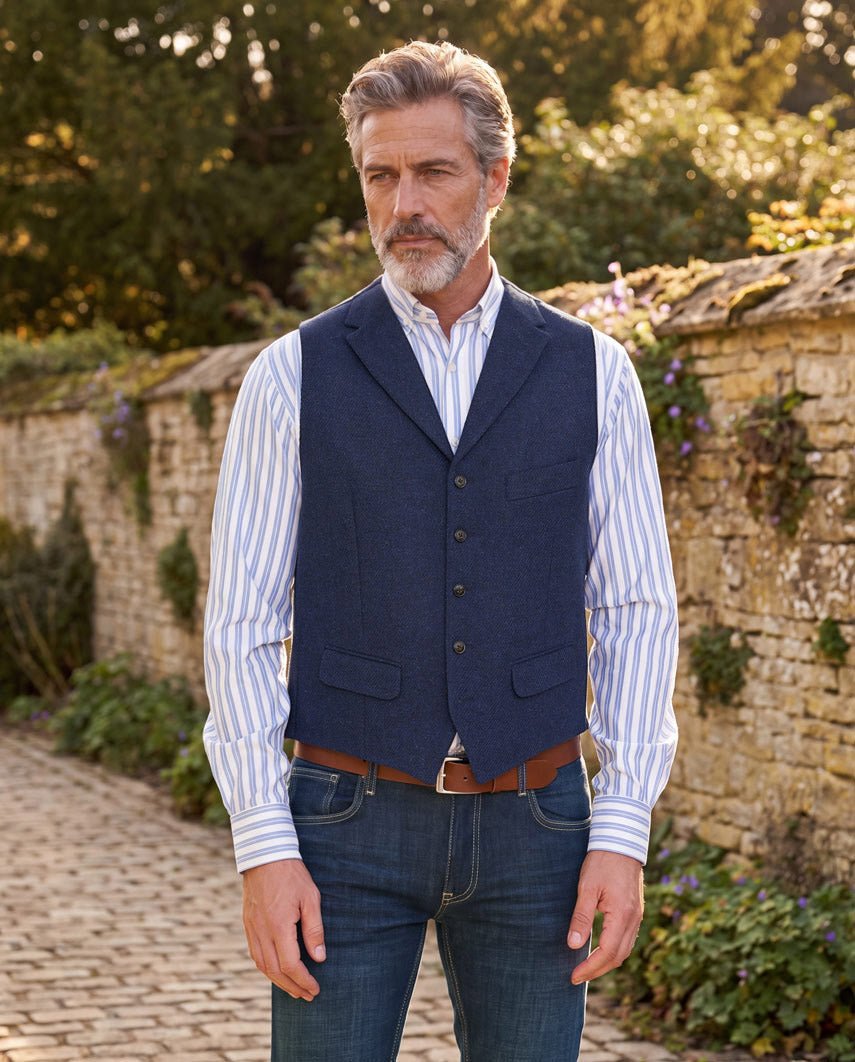 Harris Tweed gilet "Wales" in ink blue - Wellington of Bilmore