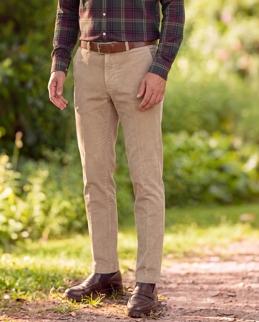 Herren Cordhose "Mr. Bradley" aus Genuacord in beige - Wellington of Bilmore