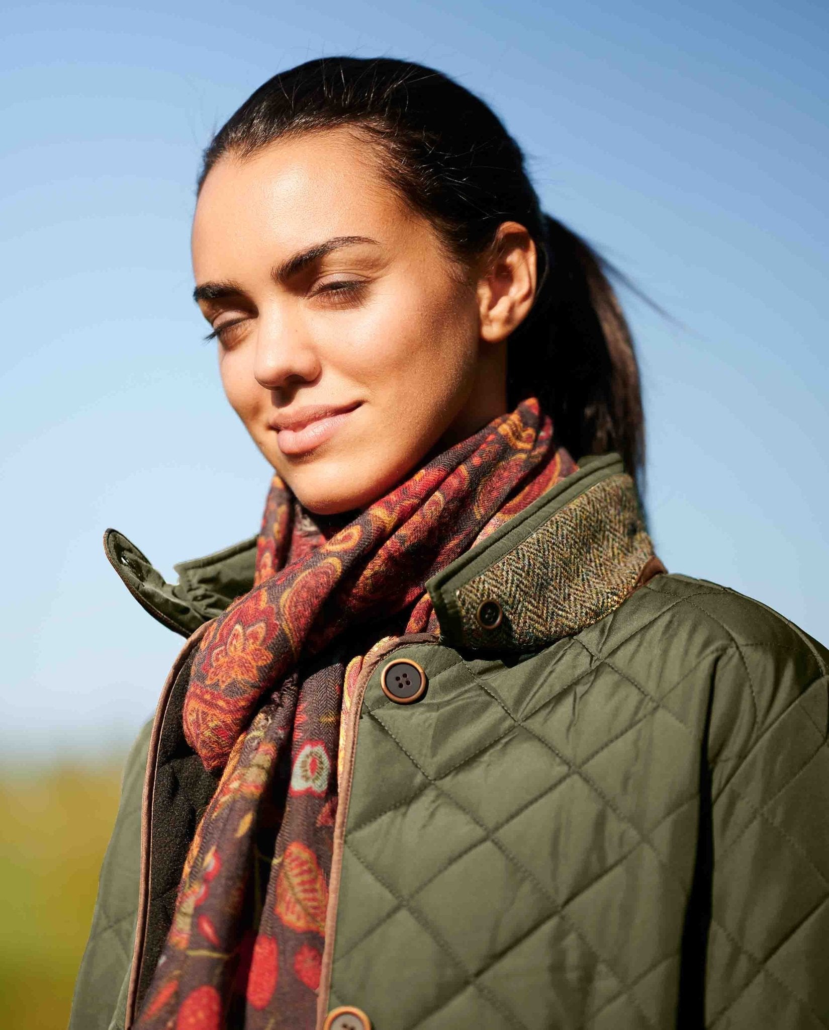 Steppmantel ''Gabby'' mit Tweed Besatz in oliv - Wellington of Bilmore