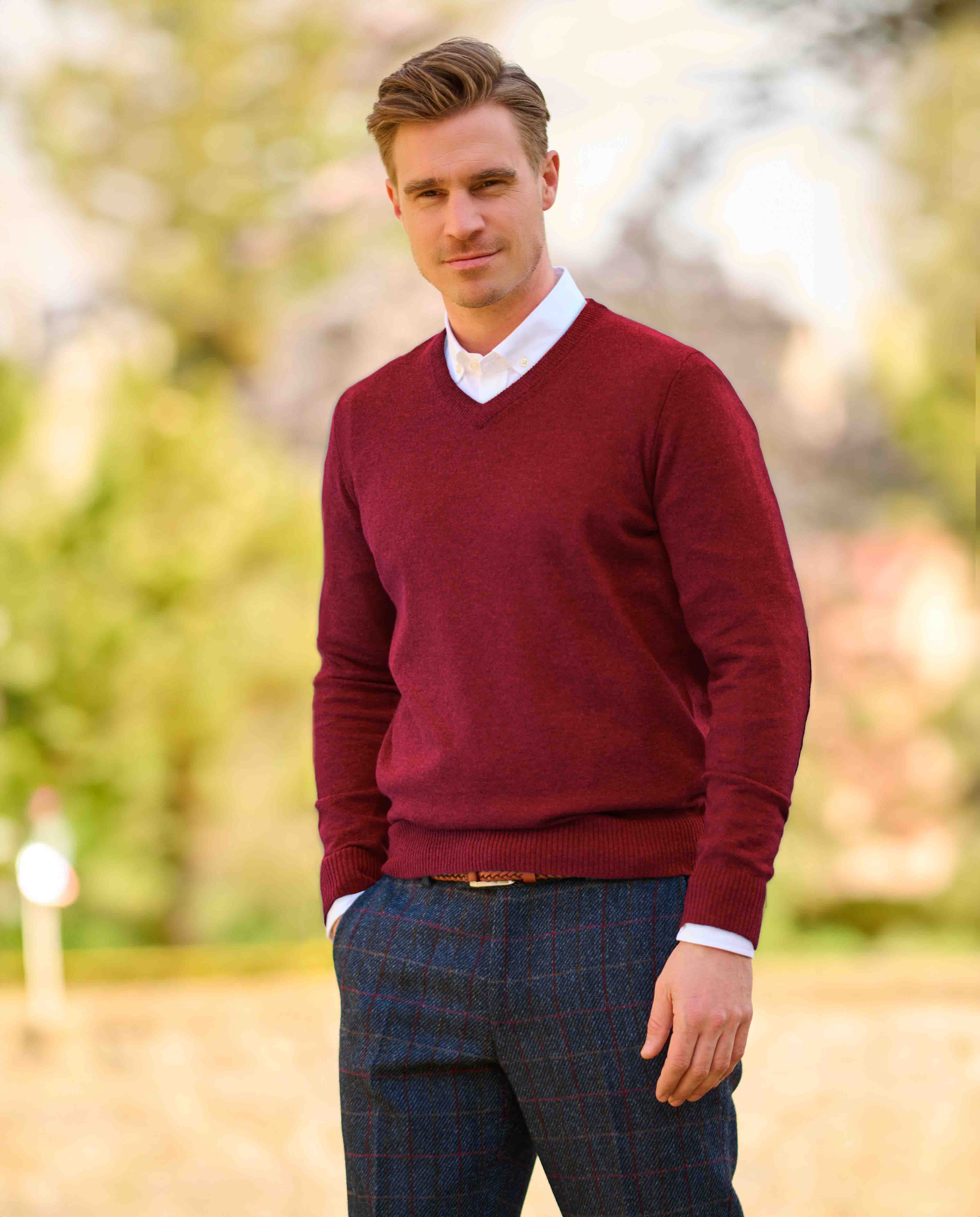 Men's knitted sweater ''Jack'' in red dahlia with Harris Tweed applications
