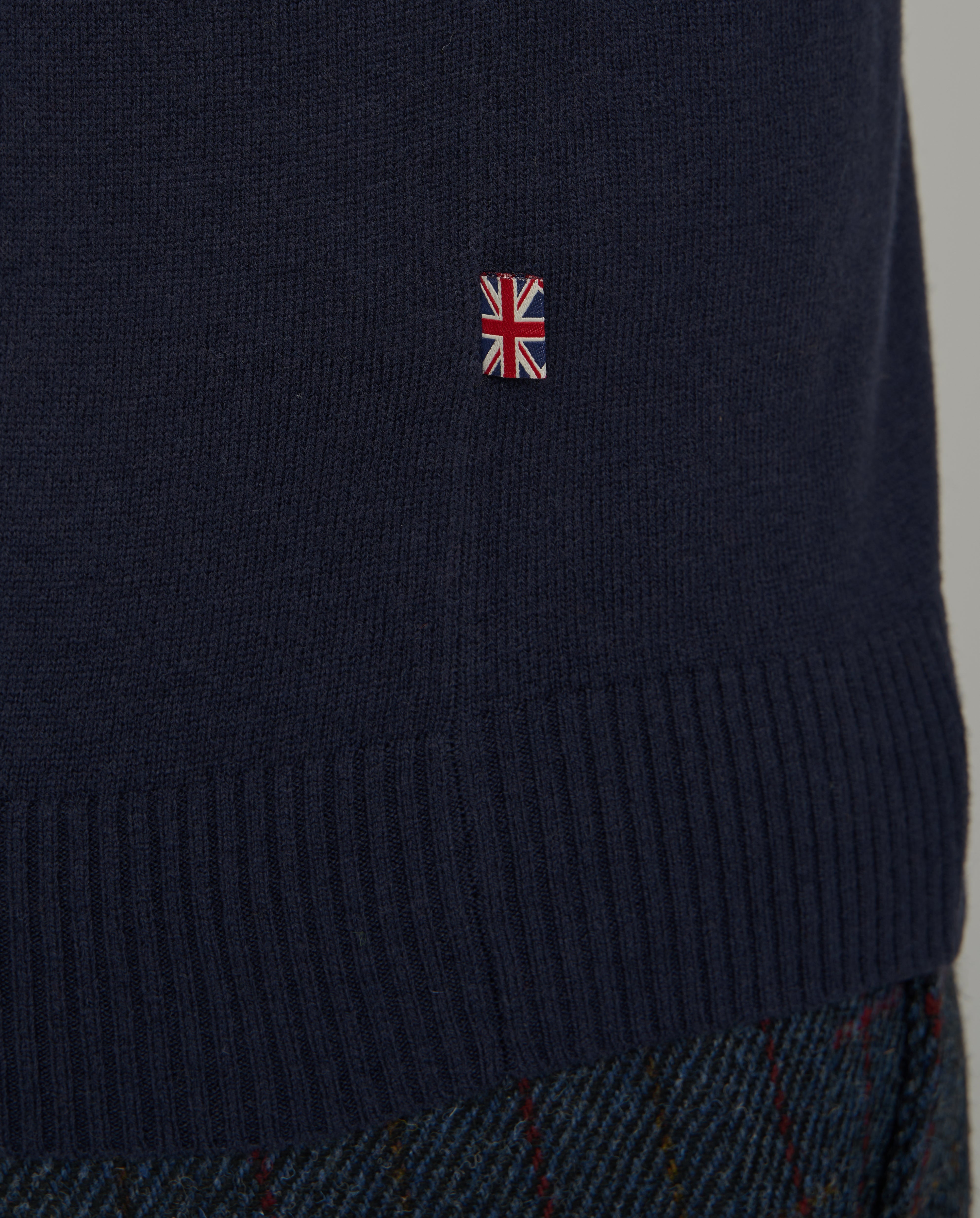 Merino-Lambswool Herrenpullover „Jordan“ in navy – mit Harris-Tweed-Details