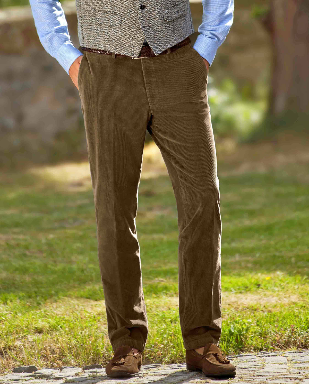 Heren ribbroek "Mr. Bradley" van fijn ribfluweel in mud, productkaart