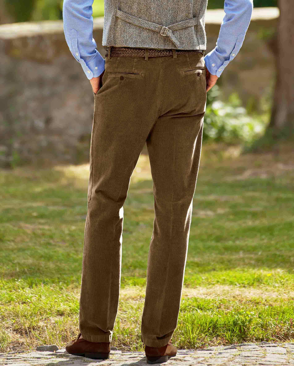 Heren ribbroek "Mr. Bradley" van fijn ribfluweel in mud, productkaart