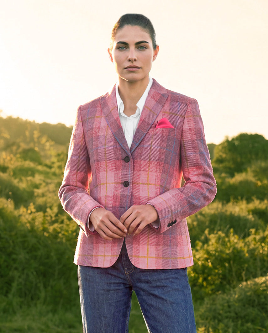 Harris Tweed Blazer ''Ladiesclub'' in Rose Punk Check