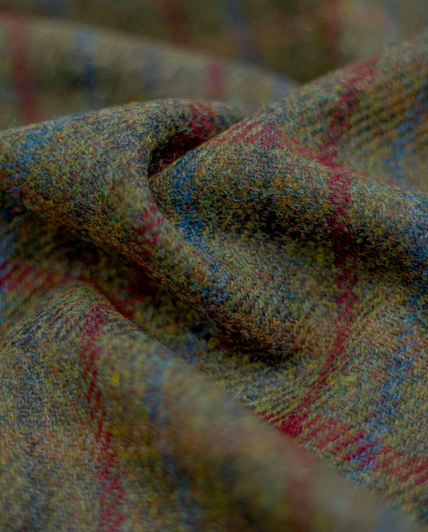 Harris Tweed waistcoat ''Wales'' in red-blue check