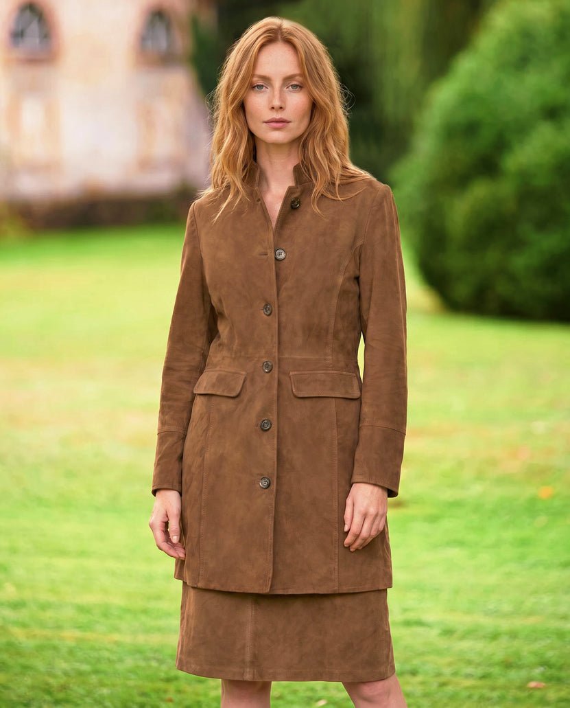 Damen Ledermantel ,,Annie Gehrock'' aus Ziegen-Veloursleder in mud - Wellington of Bilmore