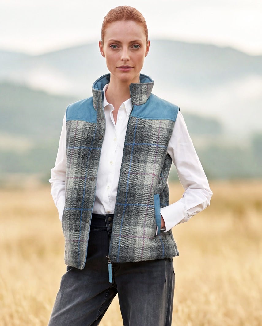 Damen-Steppweste „Lisa“ aus Harris Tweed mit Nappalederbesatz | Queen Check - Wellington of Bilmore