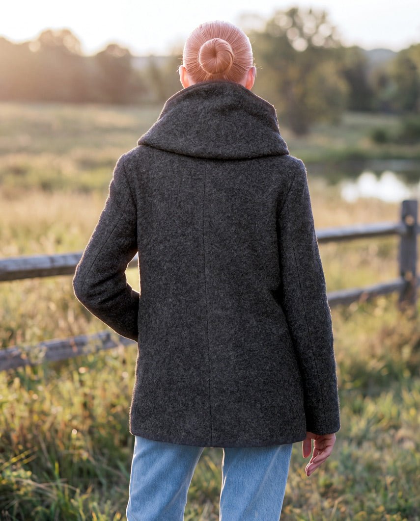 Damen-Walkmantel „Cosy Sarah“ aus gekochter Wolle in anthra - Wellington of Bilmore