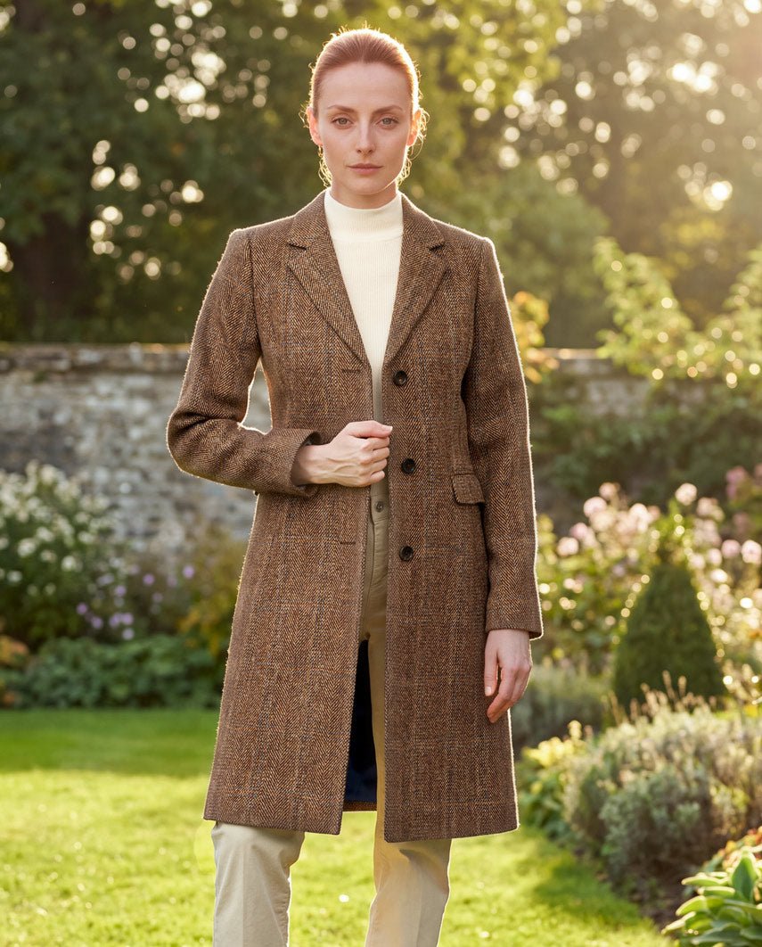 Harris Tweed Damenmantel '' Emilia'' in Herringbone Check - Wellington of Bilmore