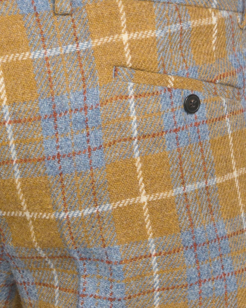 Harris Tweed Hose ''Mr. Miller " in amber check - Wellington of Bilmore