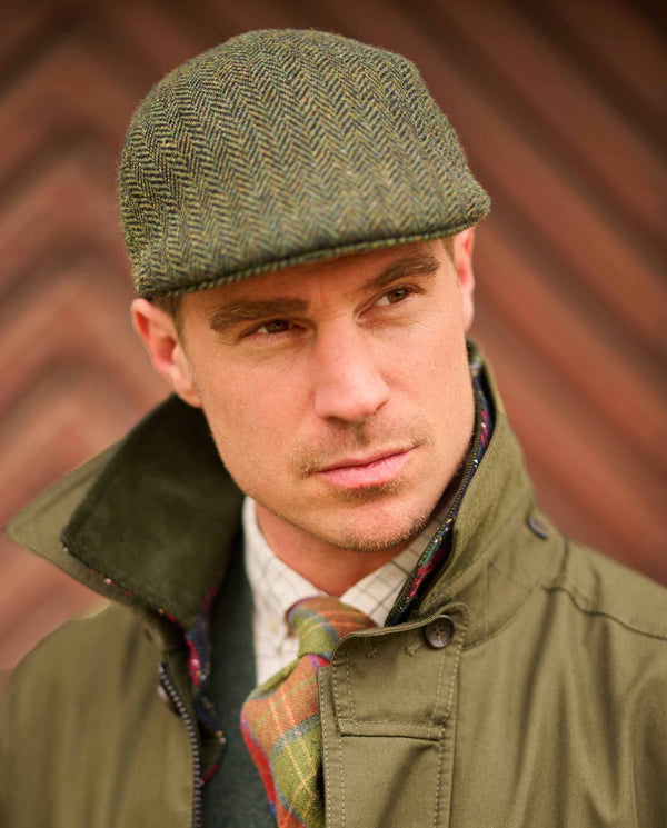 Harris Tweed flatcap "Henry Cap" in green island herringbone