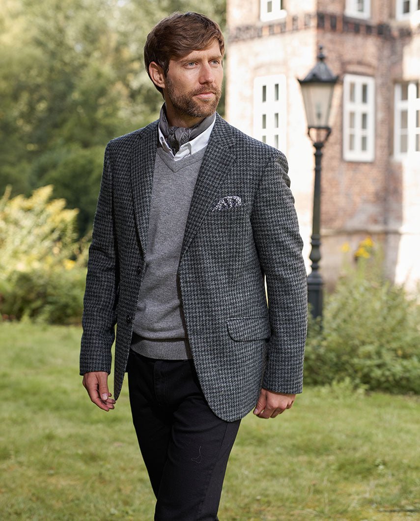 Harris Tweed colbert "London" in black houndstooth - Wellington of Bilmore