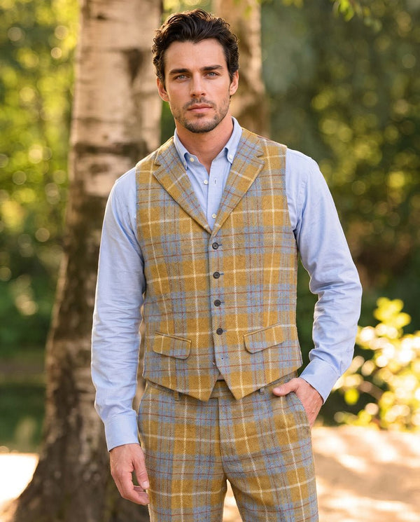 Harris Tweed gilet "Wales" in amber check