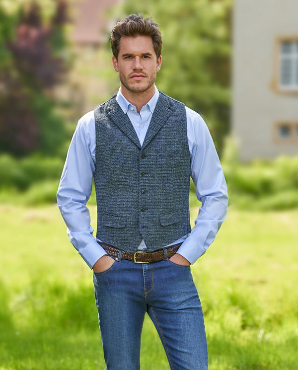 Harris Tweed gilet "Wales" in blue houndstooth
