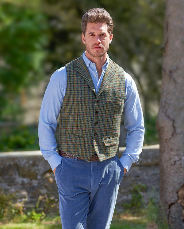 Harris Tweed gilet "Wales" in green Castle