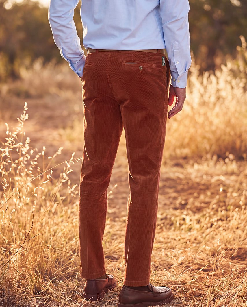 Heren ribbroek "Mr. Bradley" van genuacord in burnt orange, productkaart