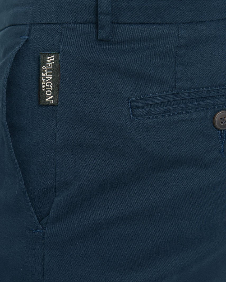 Herren-Winter-Chino ‘Mr. Jones’ in Blue – Premium Pima-Cotton - Wellington of Bilmore