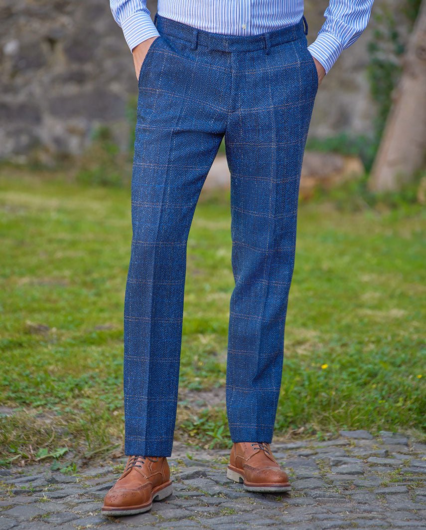 Herrenhose "Mr. Miller" aus Harris Tweed in dark - blue herringbone - Wellington of Bilmore