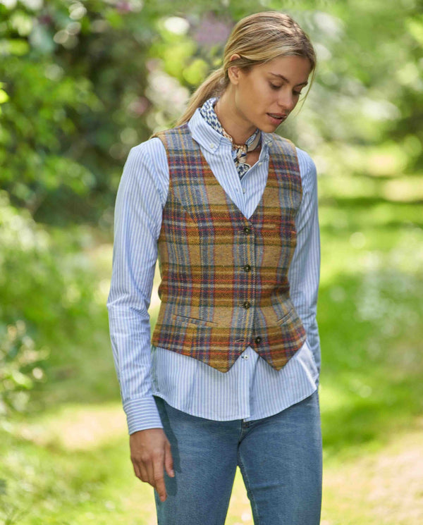 Magee tweed gilet "Lea" in multicolor Check